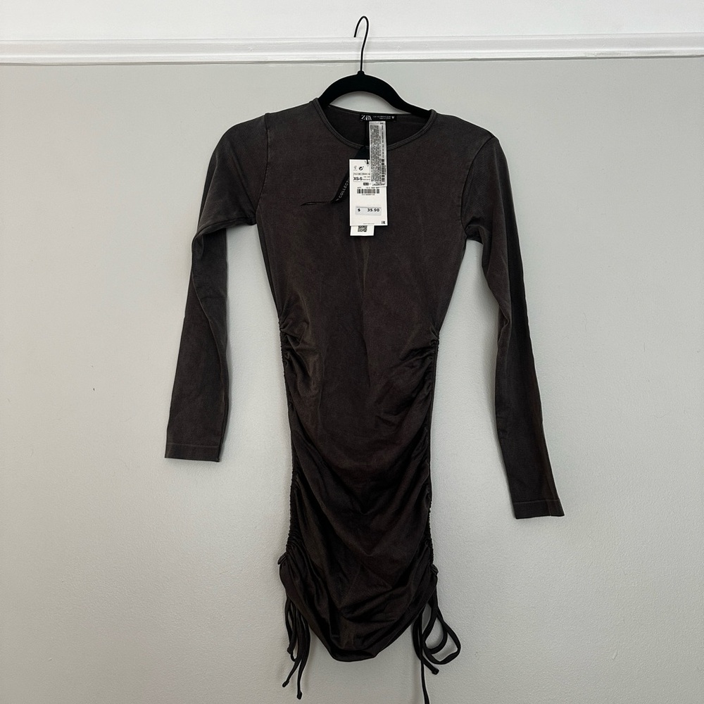 Long Sleeve Bodycon Mini Dress *NEW WITH TAGS*